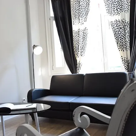 Megaron11 Apartamento