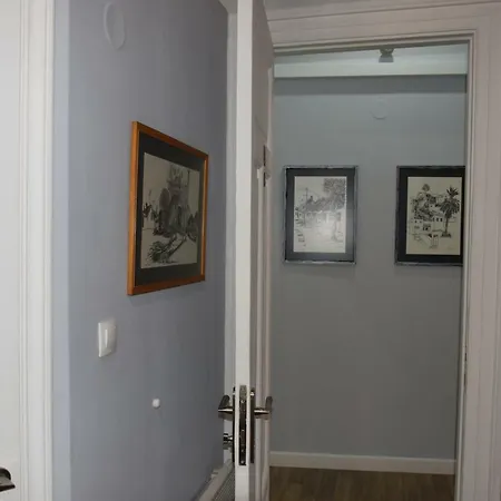 Megaron11 Apartamento