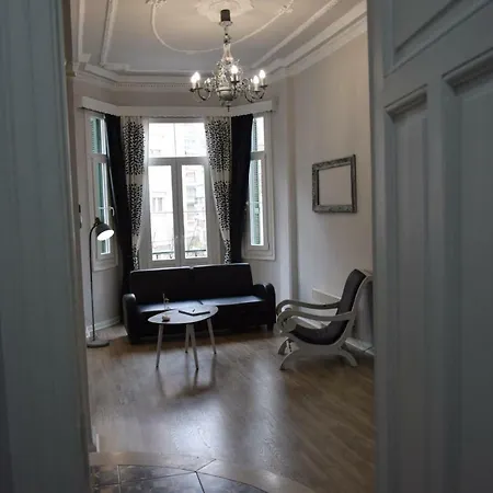 Apartamento Megaron11 *