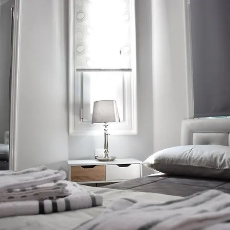 Megaron11 Apartament Salonic