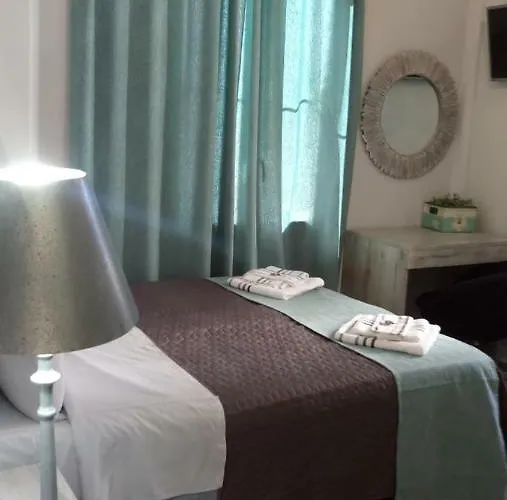 Apartment Megaron11 *