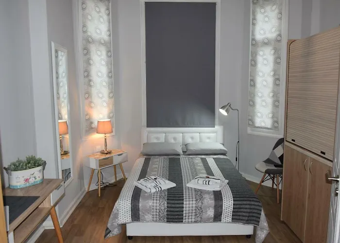 Apartment Megaron11