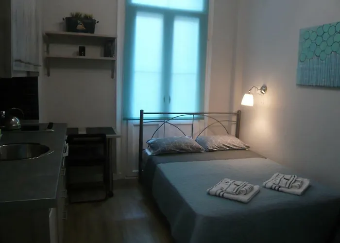Apartment Megaron11 *